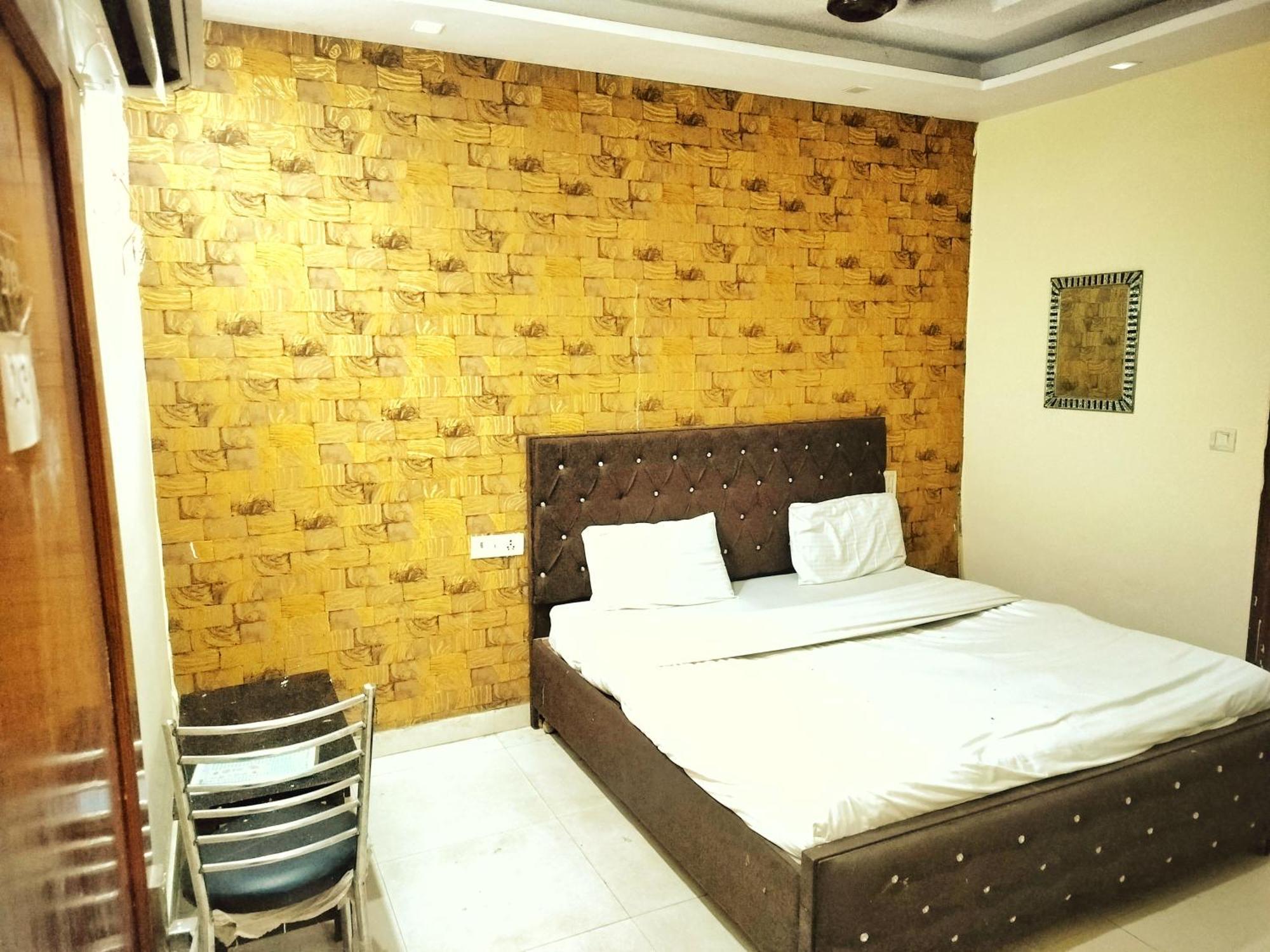 Hotel Green Snapper'100 M From Delhi University Near Isbt Kashmiri Gate Neu-Delhi Exterior foto